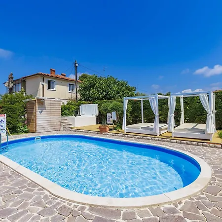 Nika-10 By Interhome