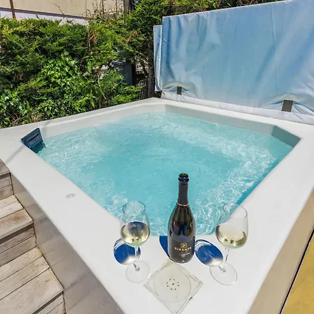 Nika-10 By Interhome *