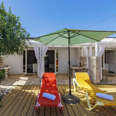 Nika-10 By Interhome * Umag