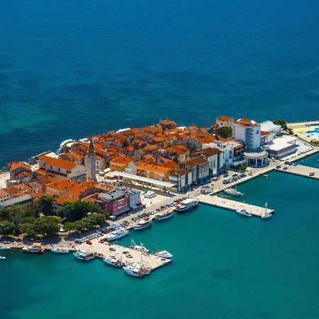 Nika-10 By Interhome Apartamento Umago