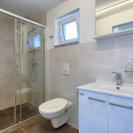 Nika-10 By Interhome Apartamento Umago