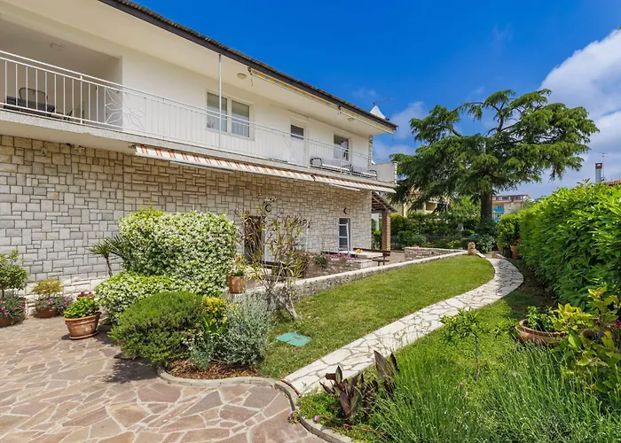 Nika-10 By Interhome Appartement