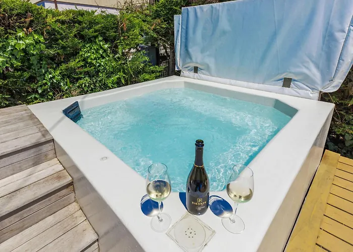 Nika-10 By Interhome *