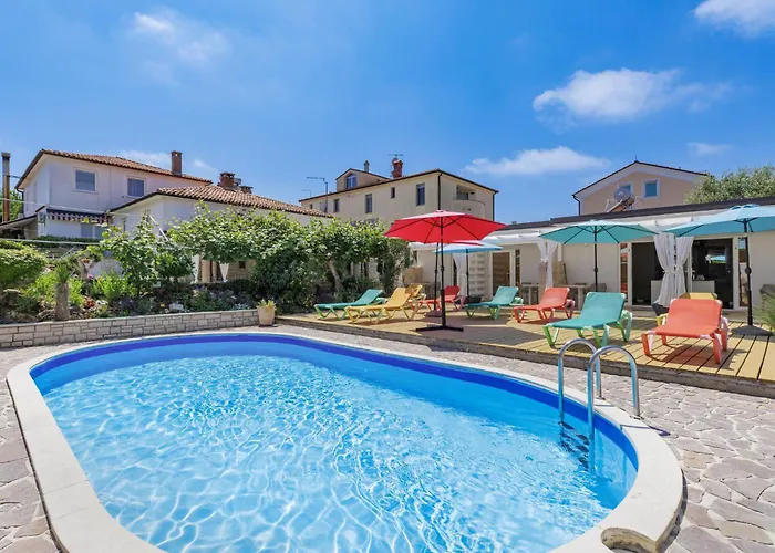 Nika-10 By Interhome Umag