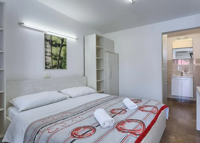 Appartement Nika-10 By Interhome