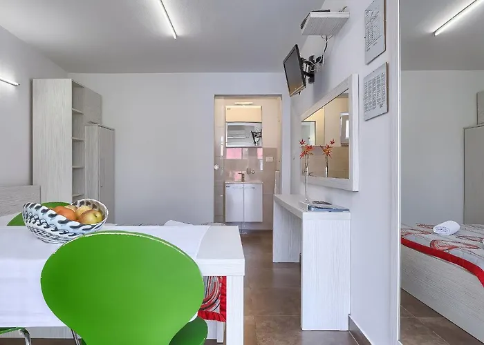 Nika-10 By Interhome *