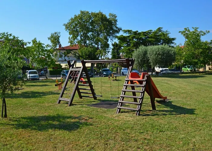 Nika-10 By Interhome * Umag